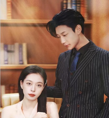 离婚后前夫总是想追我海报